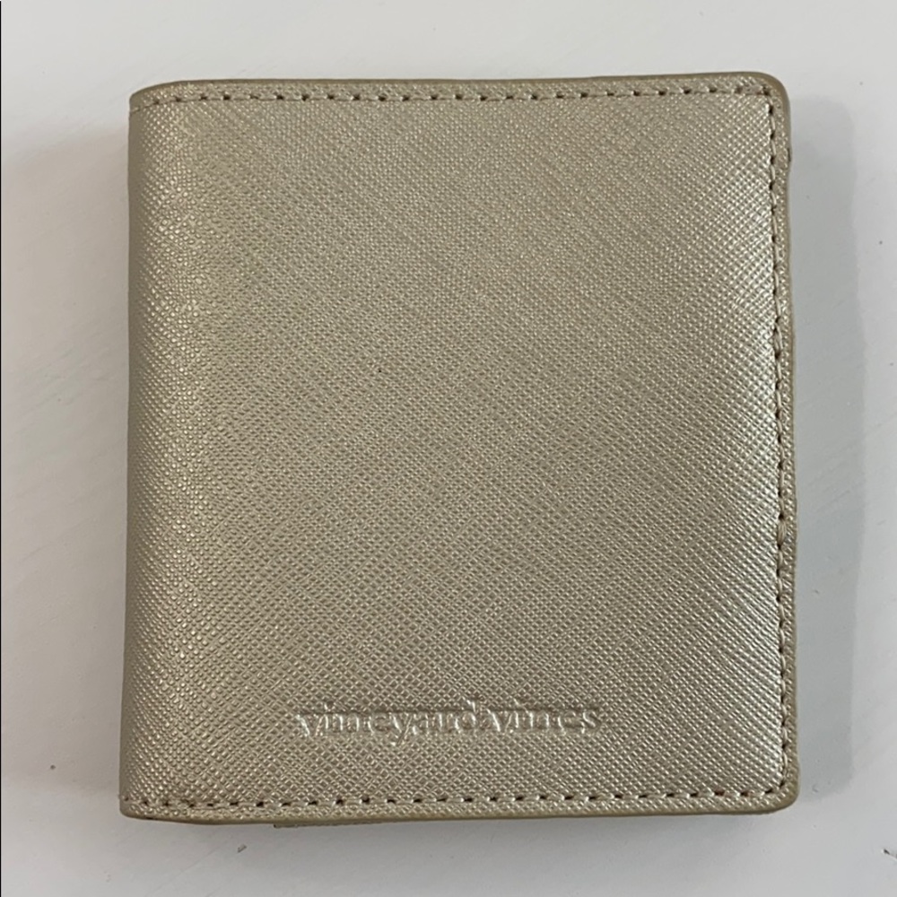 Vineyard Vines wallet